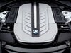 tapa-motor-bmw-760li_750x.jpg