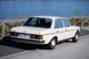 Obsolescencia-programada-en-el-automovil-Mercedes-W-123-1.jpg